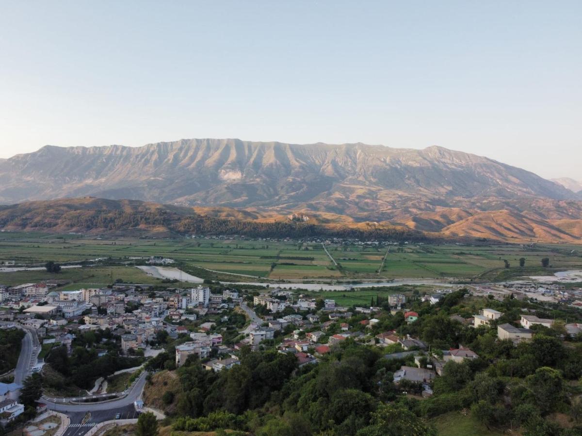 Gjirokastër Guest House Argjiro Castle المظهر الخارجي الصورة